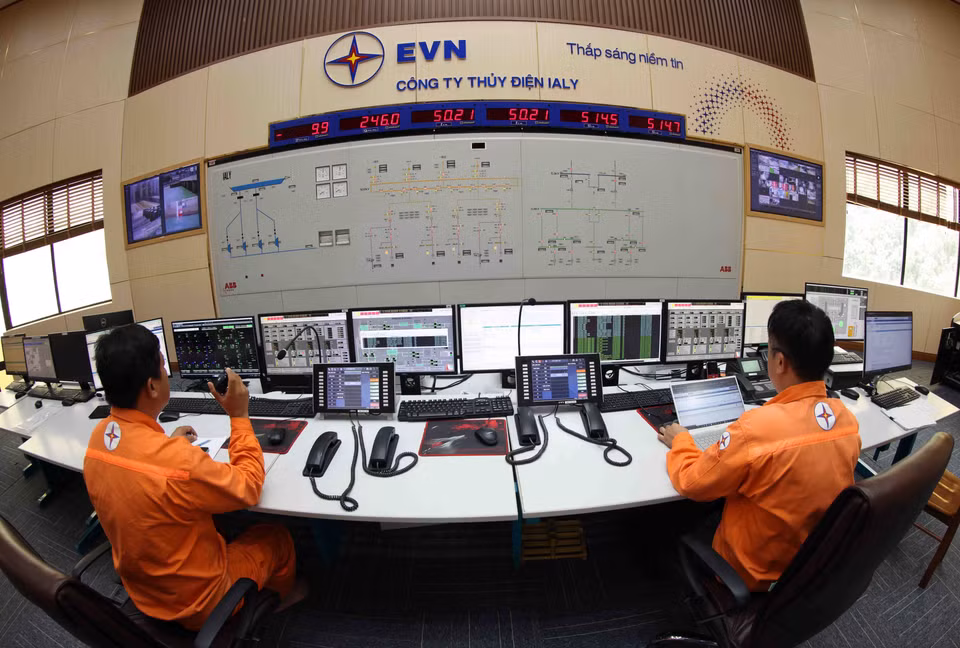 A finales de noviembre de 2024, la compañía de hidroelectricidad Ialy produjo más de 109 mil millones de kWh de electricidad, contribuyendo a la industrialización y modernización del país. (Foto: VNA)