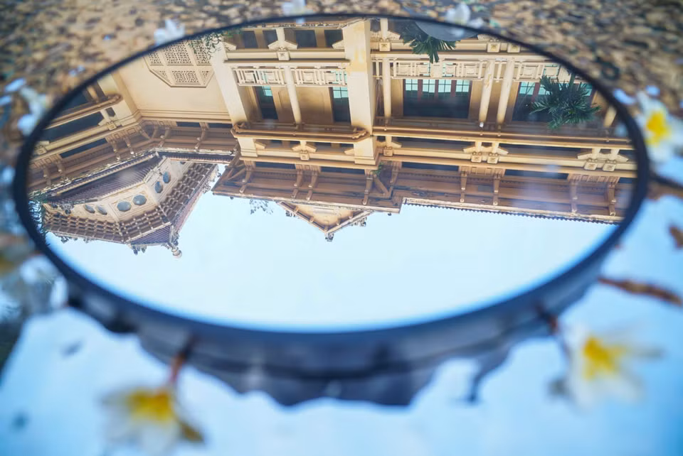 El techo con características arquitectónicas francesas del Museo de Historia Nacional. (Fuente: VNA)