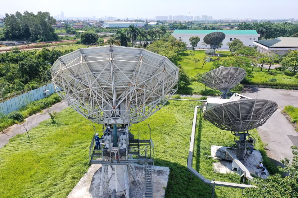 La estación de control y operación de satélites Vinasat - Que Duong es la principal estación de control, construida a gran escala en la comuna de Cat Que, distrito de Hoai Duc, Hanoi. (Fuente:VNA)