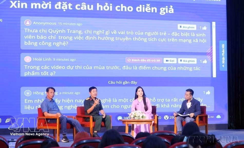La VNA y el Grupo de Industria y Telecomunicaciones del Ejército (Viettel) organizan conjuntamente el seminario “La corriente tecnológica - Sembrando felicidad”, destinado a fomentar la creatividad para la segunda edición del Premio “Tecnología desde el corazón - Technology with Heart” (13 de junio de 2025). (Foto: VNA)