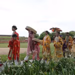 Desfile de trajes tradicionales vietnamitas en Hue 2026 