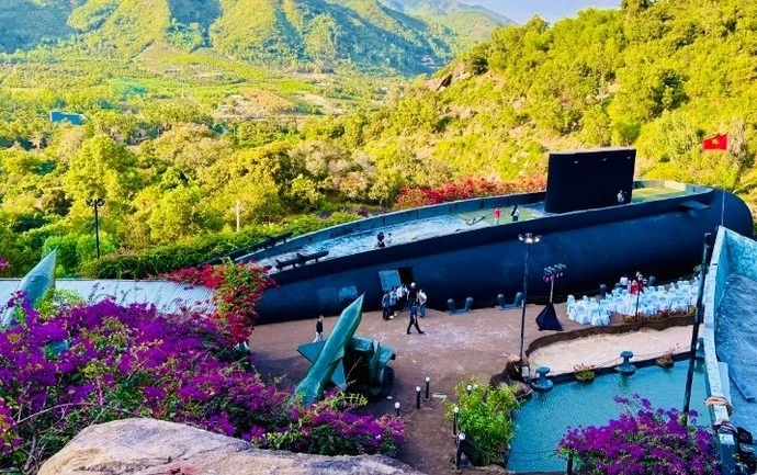 La estructura submarina es uno de los atractivos más impresionantes de la zona turística. (Fuente: nhandan.vn)