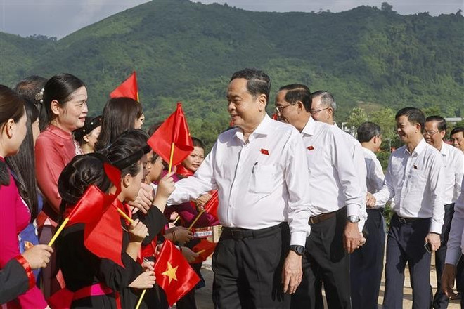 vna-potal-chu-tich-quoc-hoi-du-le-khanh-thanh-nha-tuong-niem-chu-tich-ton-duc-thang-8214438.jpg