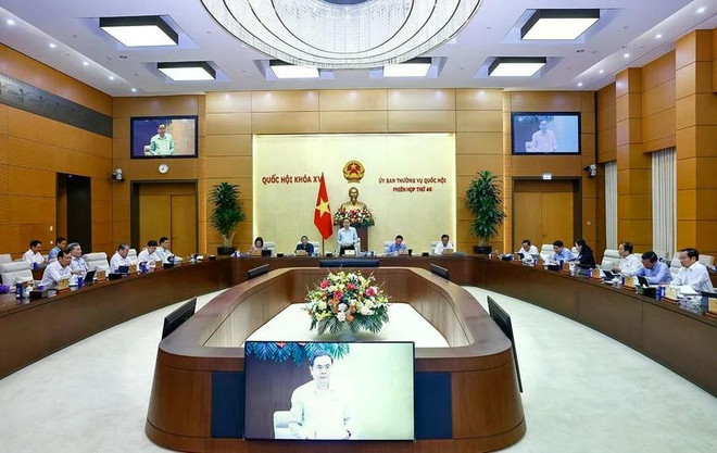 Panorama de la reunión. (Fuente: VNA) uy-ban-thuong-vu-quoc-hoi-1.jpg