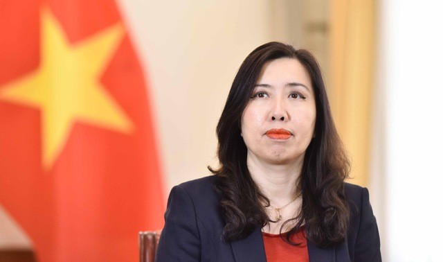 La vicecanciller vietnamita Le Thi Thu Hang. (Fuente: VNA) img-3a9b271b059aa9b732cb0030119f1ebb-v-17504347163701227455755.jpg