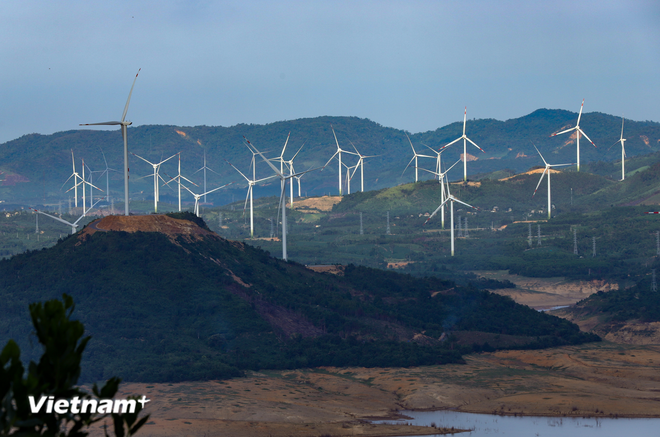 Vietnam ha implementado recientemente muchos proyectos de energía renovable que cumplen con los estándares de créditos de carbono. (Fuente: Vietnamplus) nang-luong-xanh.png