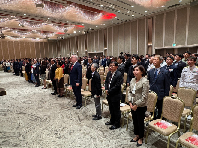 Delegados en el evento. (Fuente: VNA) vna-potal-le-ky-niem-80-nam-quoc-khanh-viet-nam-tai-nhat-ban-8270291.jpg