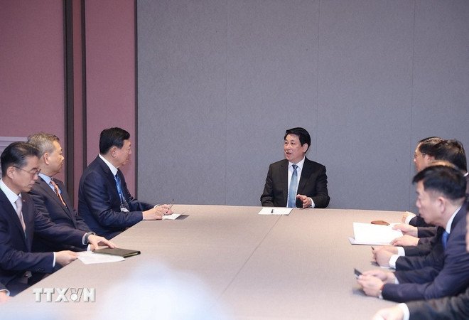 Panorama de la reunión. (Fuente: VNA) lotte-2.jpg