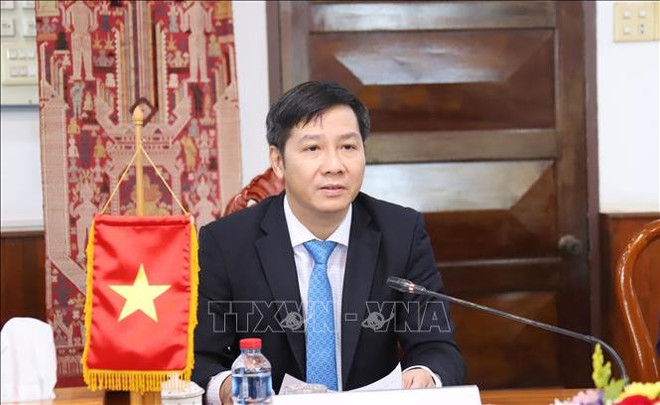 El subjefe de la Comisión de Organización del Comité Central del Partido Comunista de Vietnam (PCV), Nguyen Thanh Tam, habla en el evento. (Fuente: VNA) viet-lao-2.jpg