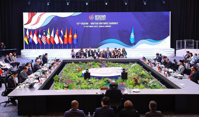 Panorama del evento. (Fuente: VNA) vna-potal-thu-tuong-du-hoi-nghi-cap-cao-asean-lien-hop-quoc-lan-thu-15-8367558.jpg