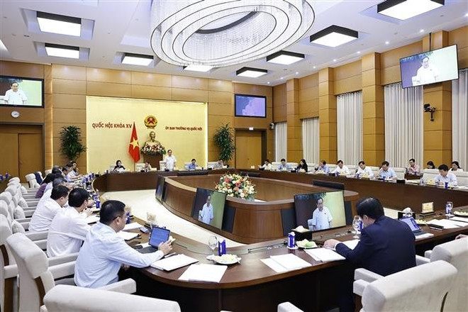 Panorama de la reunión. (Fuente: VNA) vna-potal-chu-tich-quoc-hoi-tran-thanh-man-chu-tri-cuoc-hop-giao-ban-cua-voi-cac-co-quan-cua-quoc-hoi-8129273.jpg