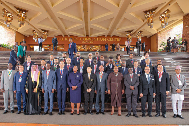Delegados en el evento. (Fuente: Cancillería vietnamita) anh-3-chup-chung-cac-truong-doan-aalco63.jpg