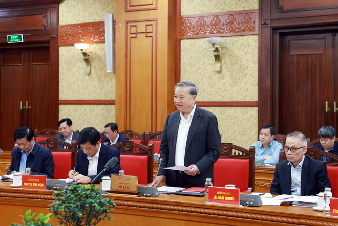 El secretario general del Partido Comunista de Vietnam (PCV), To Lam, habla en el evento. (Fuente: VNA) vna-potal-tong-bi-thu-to-lam-lam-viec-voi-dang-uy-thanh-tra-chinh-phu-7917470.jpg