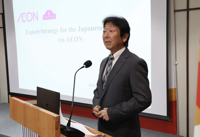 Shiotani Yuichiro, director general de AEON TOPVALU Vietnam, habla en el evento. (Fuente: VNA) vna-potal-hoi-thao-chien-luoc-gia-tang-co-hoi-xuat-khau-cua-doanh-nghiep-viet-nam-vao-thi-truong-nhat-ban-8112662.jpg