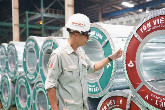 Línea de producción de la empresa Ton Viet Y. (Foto: Vietnam+) dsc00971.jpg
