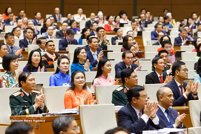 vnanet-khai-mac-trong-the-ky-hop-thu-nhat-quoc-hoi-khoa-xvi-8683398.jpg