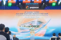 El presidente del Comité Popular de la provincia de Tay Ninh, Le Van Han, pronuncia un discurso en la ceremonia (Foto: VNA) 