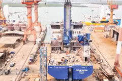 El moderno buque de servicio para energía eólica CSOV construido en el astillero de Ha Long. (Foto: nhandan.vn)