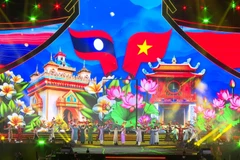 En el programa artístico “Vietnam - Laos: La larga canción de la amistad” (Fuente: VNA)