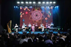 Espectáculos vietnamitas en el evento (Fuente: VNA)