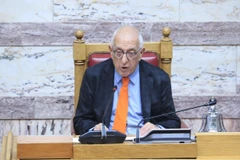 El presidente del Parlamento griego, Nikitas Kaklamanis. (Fuente: tovima.com)