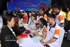 Un gran número de trabajadores participan en la feria de empleo especializada del sector turístico. (Fuente: VNA) 