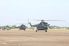 Fuerza aérea de Vietnam entrena para el 80.º aniversario del Día Nacional