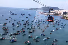 El teleférico de Hon Thom, el más largo del mundo sobre el mar, en la zona especial de Phu Quoc, de la provincia de An Giang. (Fuente: VNA)
