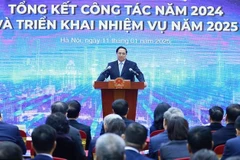 El primer ministro Pham Minh Chinh pronuncia un discurso en el evento. (Fuente: VNA)