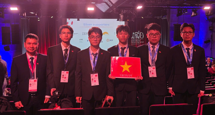 El equipo de Vietnam en la Olimpiada Internacional de Física 2025. Foto: Ministerio de Educación y Formación
