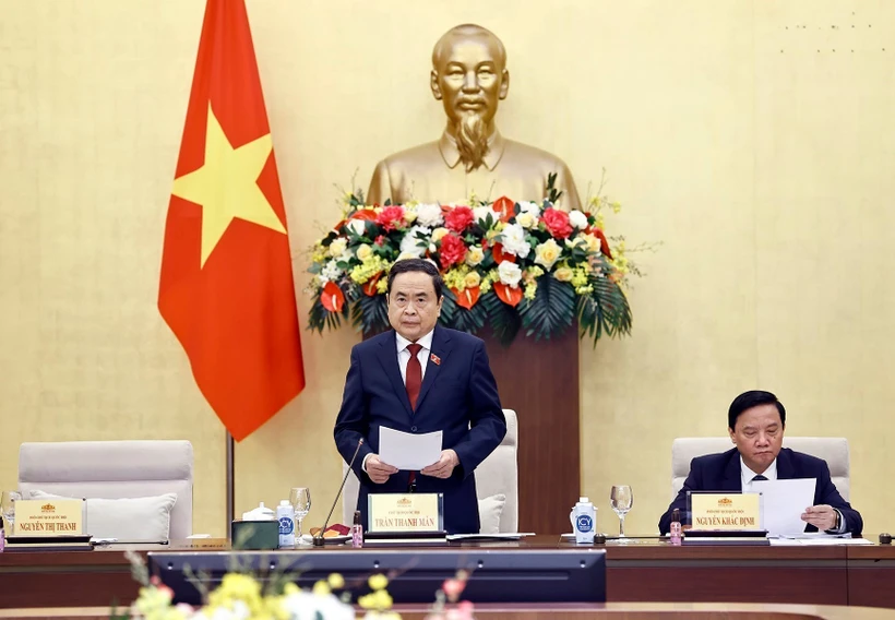 El presidente de la Asamblea Nacional, Tran Thanh Man, habla en la sesión. (Foto: VNA)