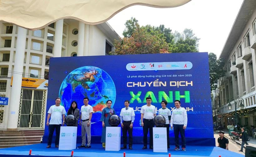 Los delegados en el evento La Hora del Planeta 2025. (Foto: Duc Duy/Vietnam+)