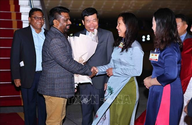 El presidente de Sri Lanka, Anura Kumara Dissanayaka, llega a Hanoi. (Foto: VNA)