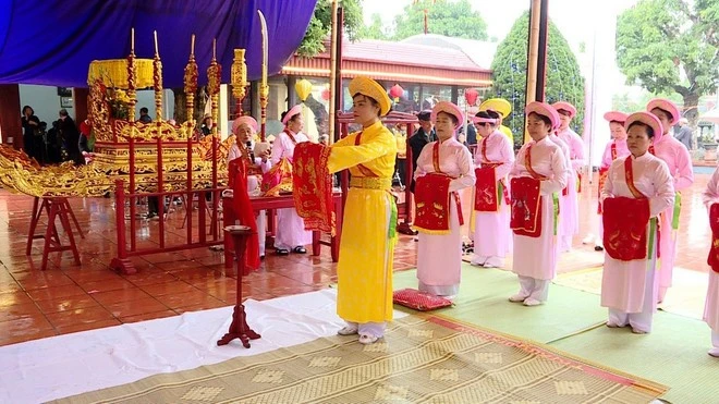 Festival Bao Ban encarna las creencias espirituales del pueblo vietnamita