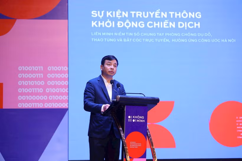 Le Xuan Minh, jefe del Departamento de Seguridad Cibernética y Prevención del Crimen de Alta Tecnología, habla en el evento. (Foto: VNA)