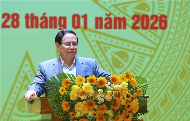 El primer ministro de Vietnam, Pham Minh Chinh, preside la segunda reunión del Comité Nacional de APEC 2027. (Foto: VNA)