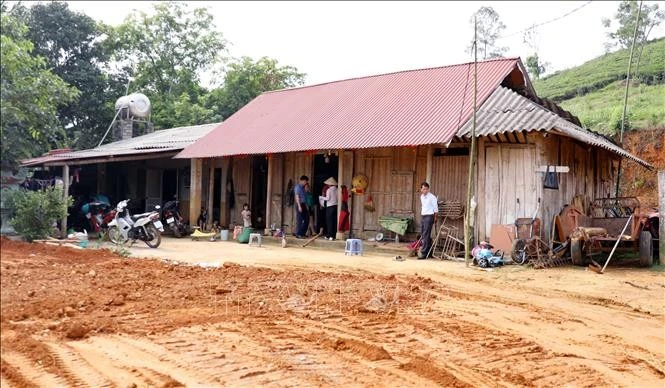La provincia de Phu Tho proyecta eliminar viviendas precarias antes de finales de 2025. Foto: VNA