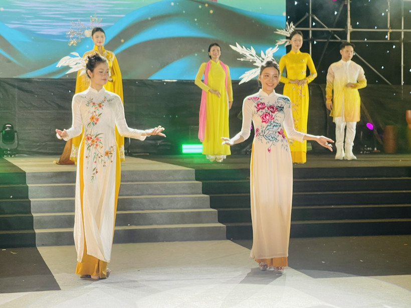 Una presentación de Ao Dai. (Foto: VNA)