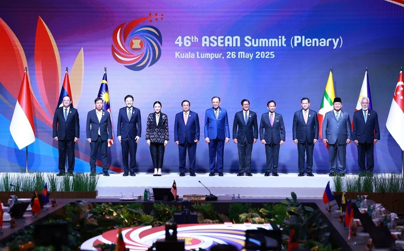 Los líderes en la 46 Cumbre de la ASEAN. (Foto: VNA)
