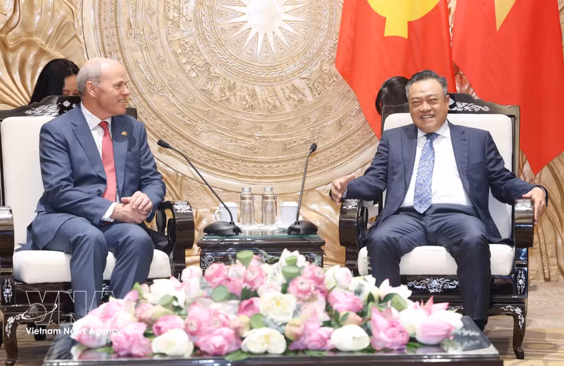 Vietnam y Canadá cooperan en acción climática y aplicación de la ley
