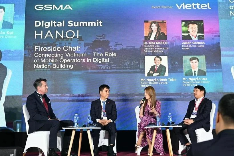 Delegados en el evento. (Foto: Viettel)