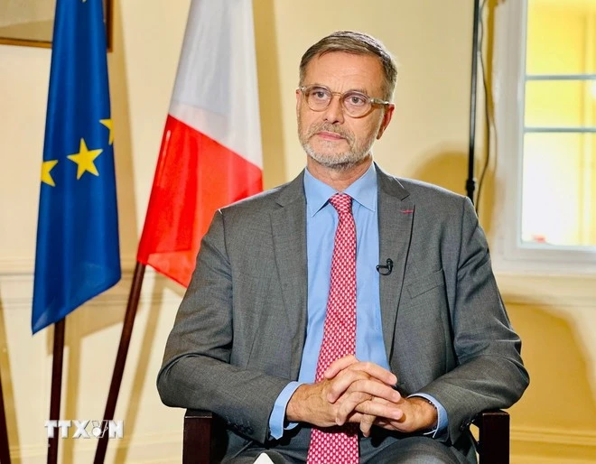 El embajador francés en Vietnam, Olivier Brochet. (Foto: VNA)