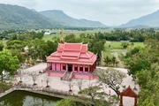 Pagoda Hang Cong, singular templo rosado en An Giang