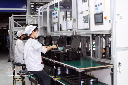 Gracias a sus actividades activas, la empresa Wistron Infocomm Vietnam en el Parque Industrial Dong Van III, ha incrementado su capital de inversión en 284 millones de dólares. (Fuente: VNA)