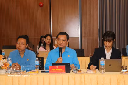 Pham Trong Nhan, vicepresidente de la Federación de Trabajadores de Ciudad Ho Chi Minh, habla en el evento. (Fuente: VNA)