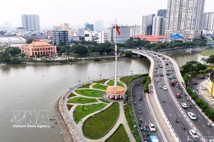 El muelle de Nha Rong está situado en el río Saigón y conectado con el Distrito 1 por el puente Khanh Hoi. (Foto: VNA)