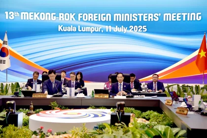 El viceprimer ministro y canciller de Vietnam, Bui Thanh Son, copresidió la 13ª Reunión de Ministros de Relaciones Exteriores de Cooperación Mekong-Corea del Sur (FMM MKC 13). (Fuente: Internet)
