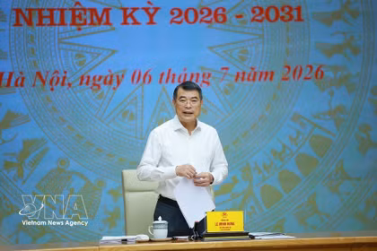 El primer ministro de Vietnam, Le Minh Hung, habla en el evento. (Fuente: VNA)