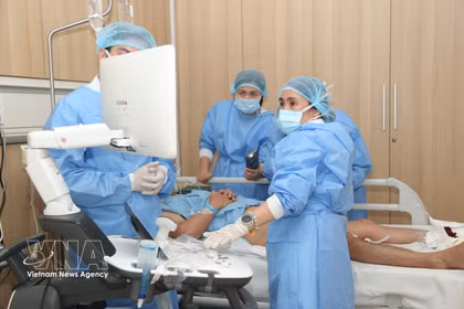 El primer trasplante de pene exitoso de un donante con muerte cerebral se realizó en el Hospital Universitario Viet Duc. (Foto: VNA)