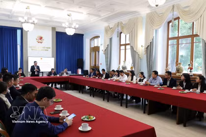 Panorama de la reunión. (Fuente: VNA)